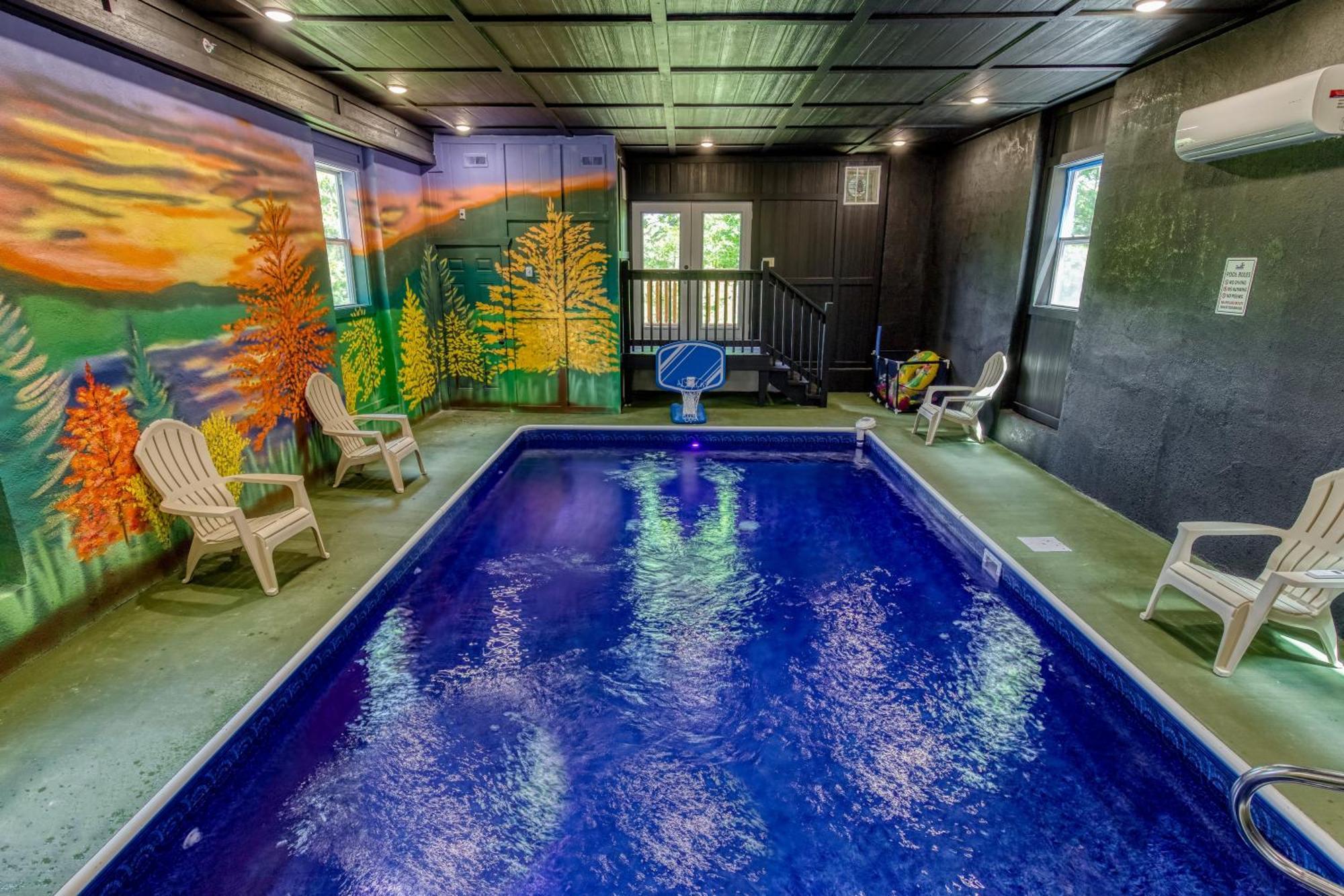 Majestic Splash- 8 Bedroom, Indoor Pool, Hot Tub, 1089 Free Tickets Each Paid Day, Dollywood Sevierville Exterior photo